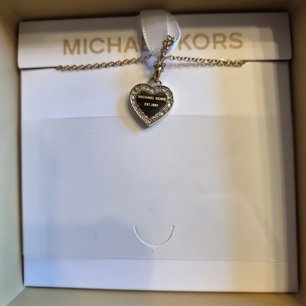 Michael Kors Gold Heart Pendant Necklace - Gold